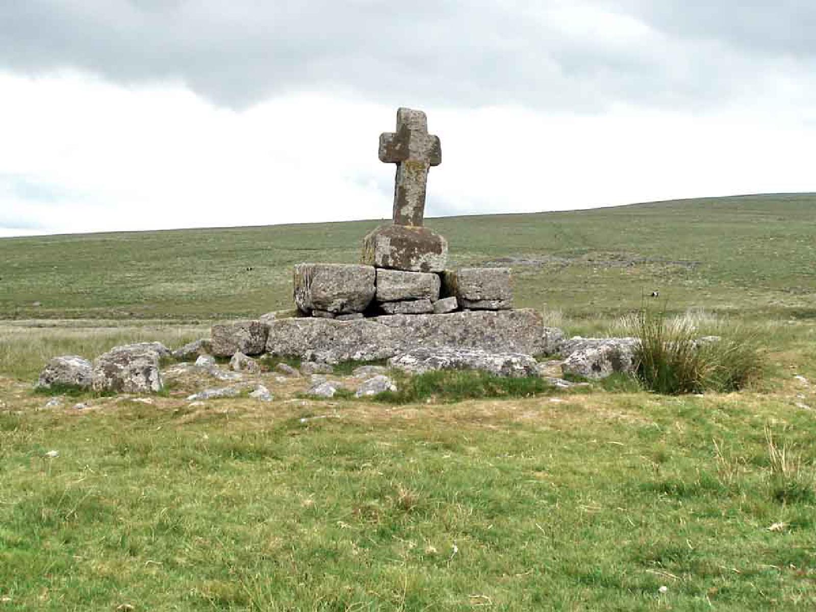Childe&rsquo;s Tomb, Foxtor Mire