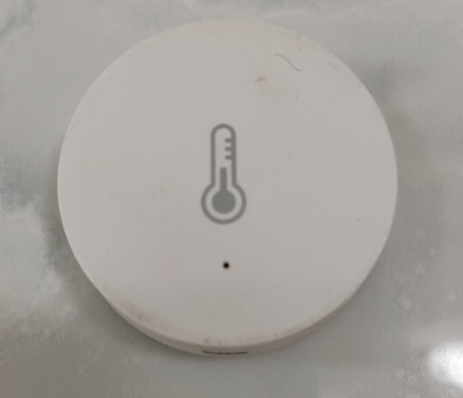 An Aqara temperature sensor