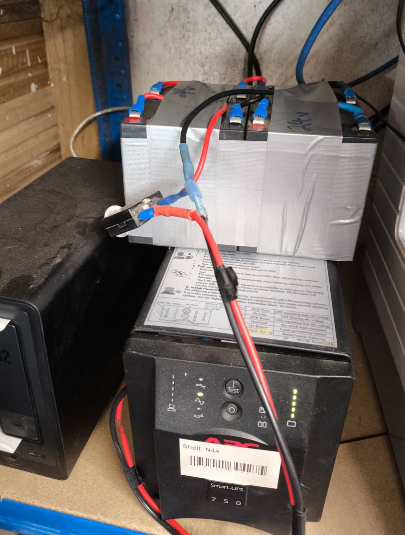 24v APC UPS