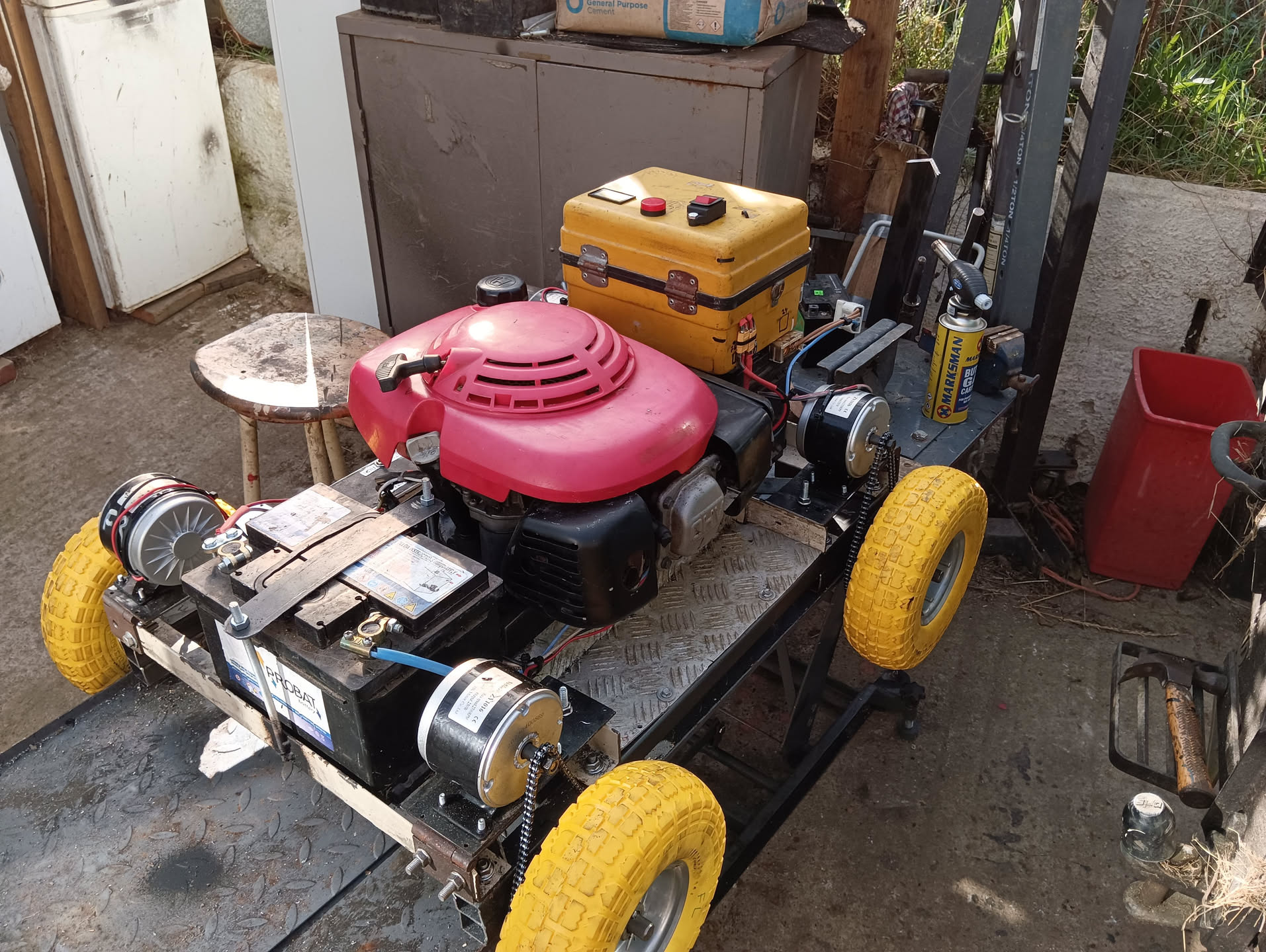 Chain driven chassis, finished but flawed